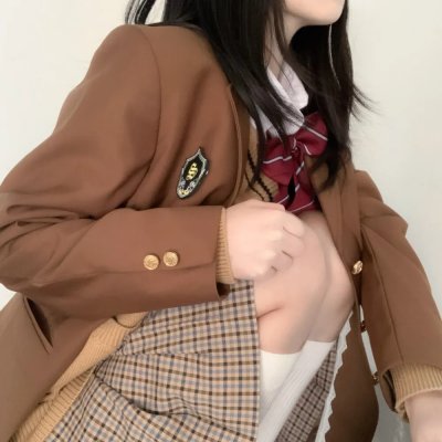 黑色灯塔